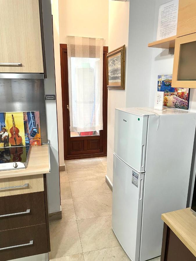 Apartamento Centro Plaza Salvador, Wifi Free& Parking Opcional 세비야 외부 사진